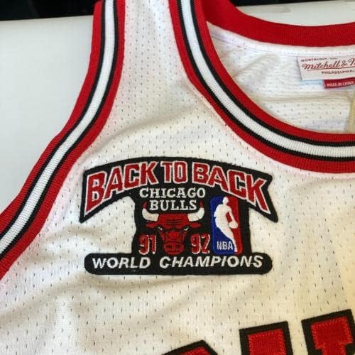 Michael Jordan Aláírt Chicago Bulls 1991-1992 Vissza Vissza Champs Jersey uda vagy COA - Dedikált NBA Mezek