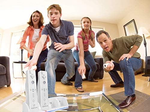 PGYFDAL töltőállomás a Wii Remote, 4 az 1-Vezérlő, Töltő Dokkoló a 4db 2800mAh Akkumulátorral Töltő Kábel a Wii Remote Kontroller (Fehér)